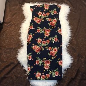 Dress flowered